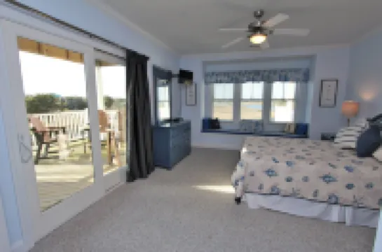 SeaToo Waterfront Condo