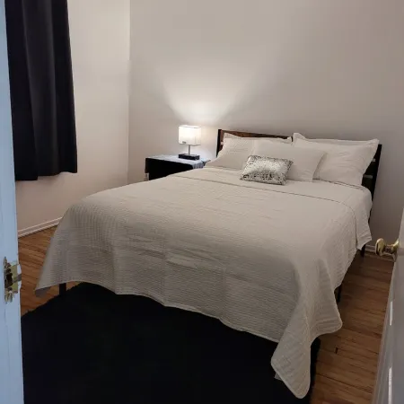 PureHeart House, Spacious, 3Bdr30 MN from Manhattan. NYC