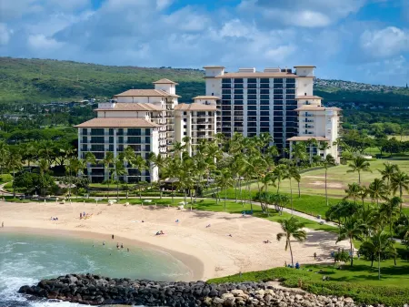 Special Promo! Book 7 Nights & Get the 8TH Night Free! Ocean Views-Beach Tower Отели рядом с достопримечательностью «KA WA‘A, a Luau at Aulani»