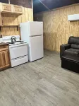 Cozy cabin in charming Ponca City with WiFi, AC