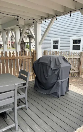 Anchor's Away- Canal House with Private Dock