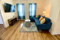 Cozy, 2 BR APt in Worcester Close to Downtown, Palladium, DCU center, Polar Park 월스터 호텔