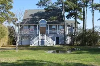 Mermaid Manor-Water Lovers Paradise