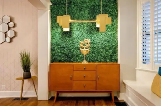 Renovated Art Deco retreat with porch and 2 King Beds, walk to coffee and food! Отели рядом с Международный аэропорт Канзас-Сити