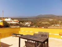 Romantic, historic country house with tropical garden