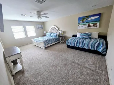 Poolside Triple Suite Retreat near casinos