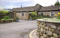 Beautiful 2 bedroom Dales Cottage with stunning Nidderdale views