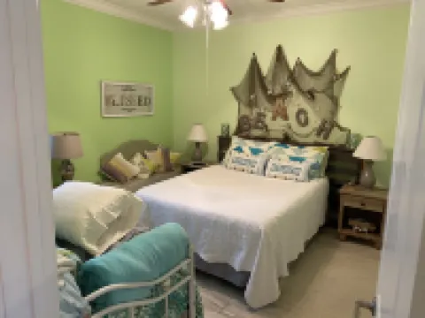 Family Friendly Beautiful Beach Front Unit!