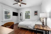 Spacious 6Br Hot Tub, Cinema, Game Room& Gym - Balcony