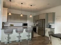 Amazing Spacious House in Ideal Location - Perfect for Large Groups!