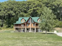 Newly Built Lodge Nestled in a Gorgeous Setting