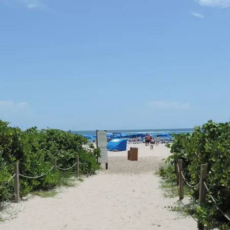 Palm Beach Marriott Resort & Spa, 2 Bd/2ba,  Great Ocean View - Now Available
