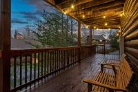 Cozy Cabin in the Hills. Hot Tub, Views, Pool Table, Pet Friendly and Much More