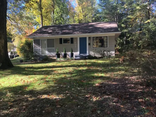 "The Right Spot"- cheerful house in an ideal location Hotels in Gilmer