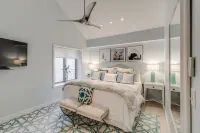 5142 Windswept Luxury 2 BR 3 Bath PENTHOUSE Villa with Spectacular Ocean View