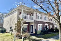 Lake Norman Condo near Charlotte! Great Location steps from downtown Cornelius!