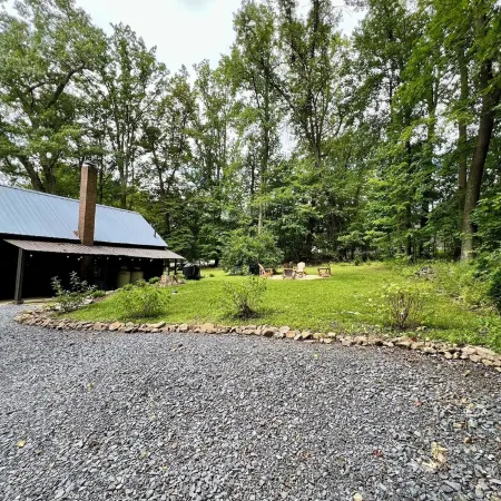 Hooting Haus - Hot Tub - Fire Pit - Cabin Retreat