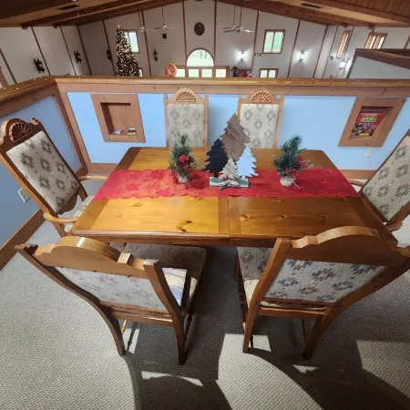 Cozy lodge with indoor pool, hot tub, loft and more! Great for a close getaway!