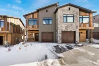 Granby Ranch Getaway! Ski, Bike, Swim! Great for Large Groups!