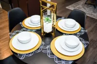 10 Mins Away Cowboy/Ranger Stadium 1b/1b