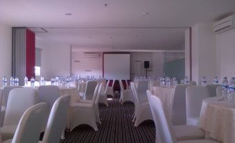 Amaris Hotel Pemuda Semarang