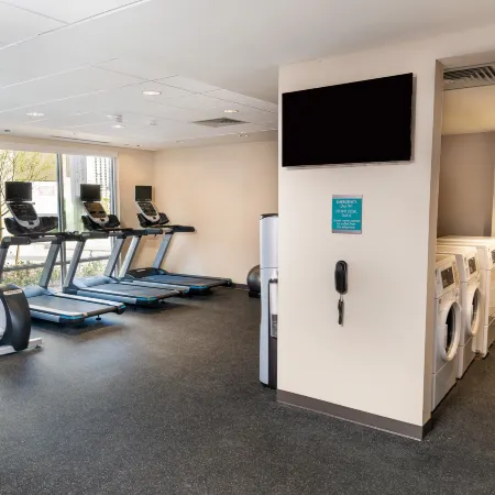 Home2 Suites by Hilton Las Vegas Stadium District Отели рядом с достопримечательностью «Арена «Т-Мобайл»»