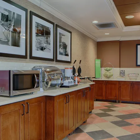 Hampton Inn Atlanta-Canton
