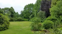 Garden view vacation apartment in the historic Heuerhaus in the beautiful Rhodo garden Hotels in Westerstede