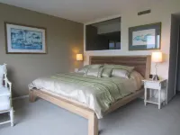 Spectacular Views - One of a Kind - Secluded Setting