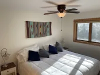 Yellowstone River View Condos, 10 min to Yellowstone Park on Historic Ranch