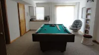 Spacious home, heated Priv saltwater pool, cabana, volley ball, game room, views