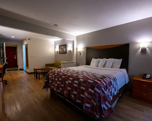 Red Roof Inn & Suites Danville, IL Hotels in Danville