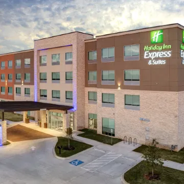 Holiday Inn Express & Suites AUSTIN AIRPORT EAST by IHG