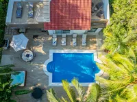 Luxurious 6-Bedroom Villa with Private Pool in Playa del Carmen - Villas