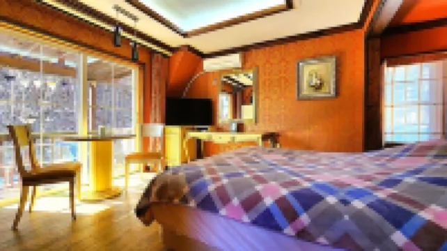 平昌郡Bench度假屋 鄰近香草王國農園的酒店