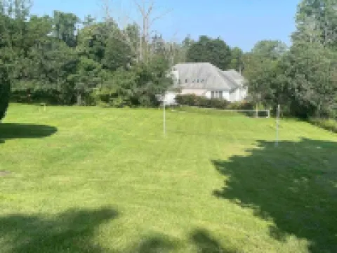 Large Relaxing Family Retreat In The Hudson Valley with Theatre and Gazebo Hotels in Fishkill