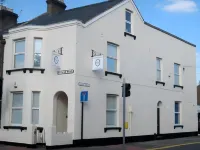 Charles House - Windsor Castle Hotels in Windsor