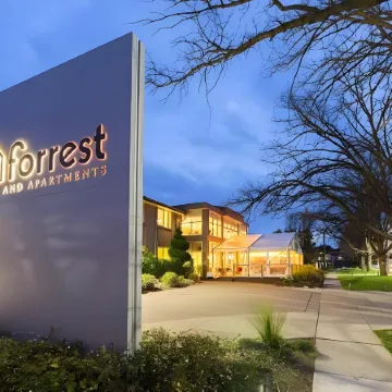 Forrest Hotel & Apartments
