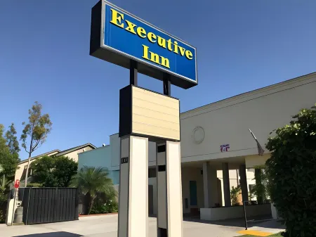 Anaheim Executive Inn & Suites Отели рядом с достопримечательностью «Луигис Ролликин Роудстерс»