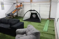 Games/10 Min to GrandPark/30 mins to INDY/Sleeps 14/