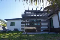 Sunny Escape in Miami, Steps from Beach Hotels near April Psychic