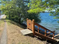 Silver Beach Getaway- Cozy Studio, Private Dock on Lake CDA!