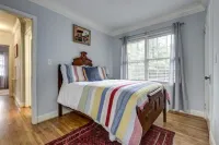 Atlanta Llama Luxury Cottage