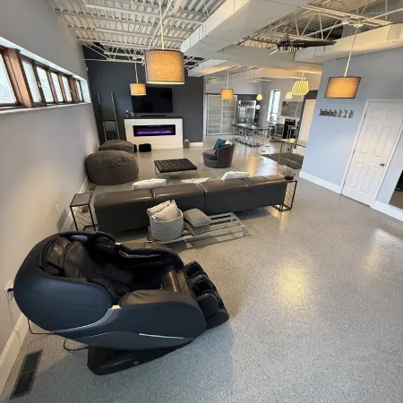 River-Side Loft 3500 SQ FT Downtown Dayton