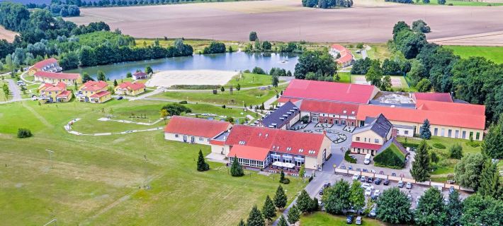 Sport- & Vital-Resort Neuer Hennings Hof Отели в г. Пригниц