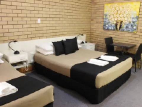 Golden Harvest Motor Inn Hotels in Moree