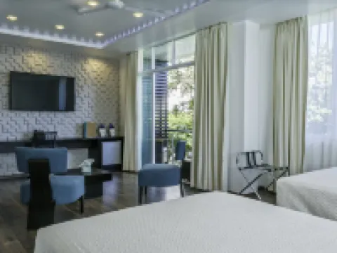 Ikala Galapagos Hotel Hoteles cerca de Bahía Tortuga