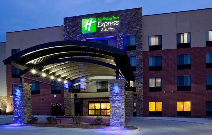 Holiday Inn Express & Suites DAVENPORT by IHG