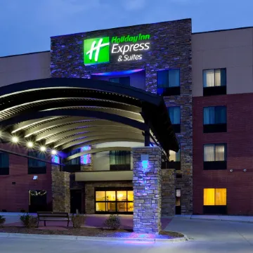 Holiday Inn Express & Suites DAVENPORT by IHG