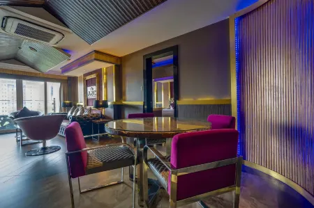 ABC Hotel Отели рядом с достопримечательностью «Филдс-авеню»